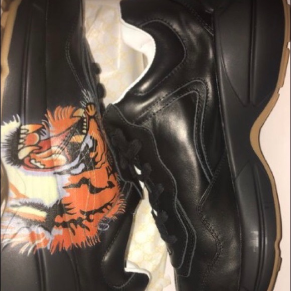 Gucci’s tiger shoes - Picture 2 of 3